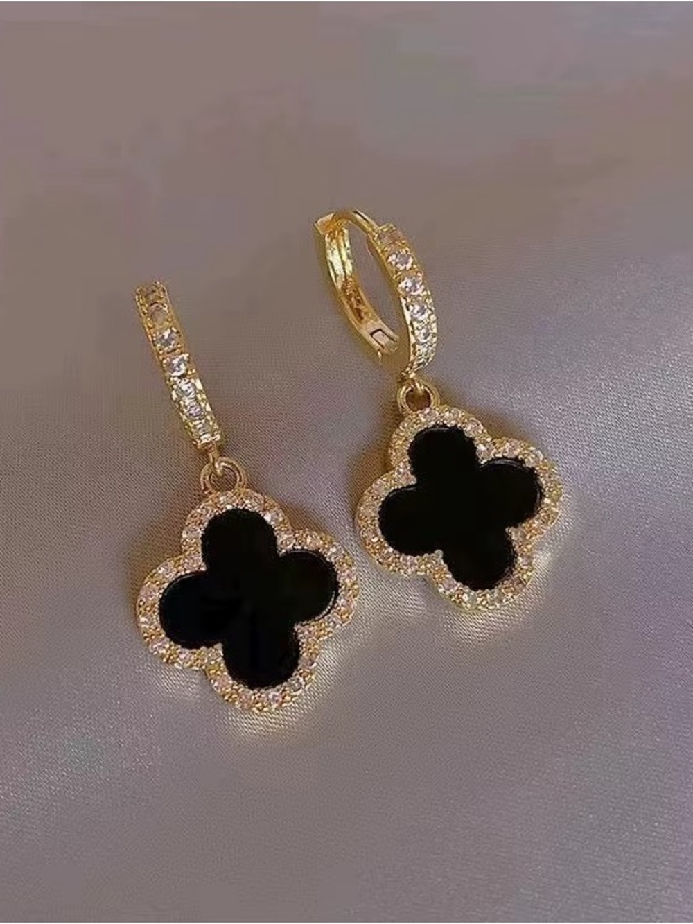 ** High Quality Stainless Steel 18K Gold and Black Clover Drop Earrings